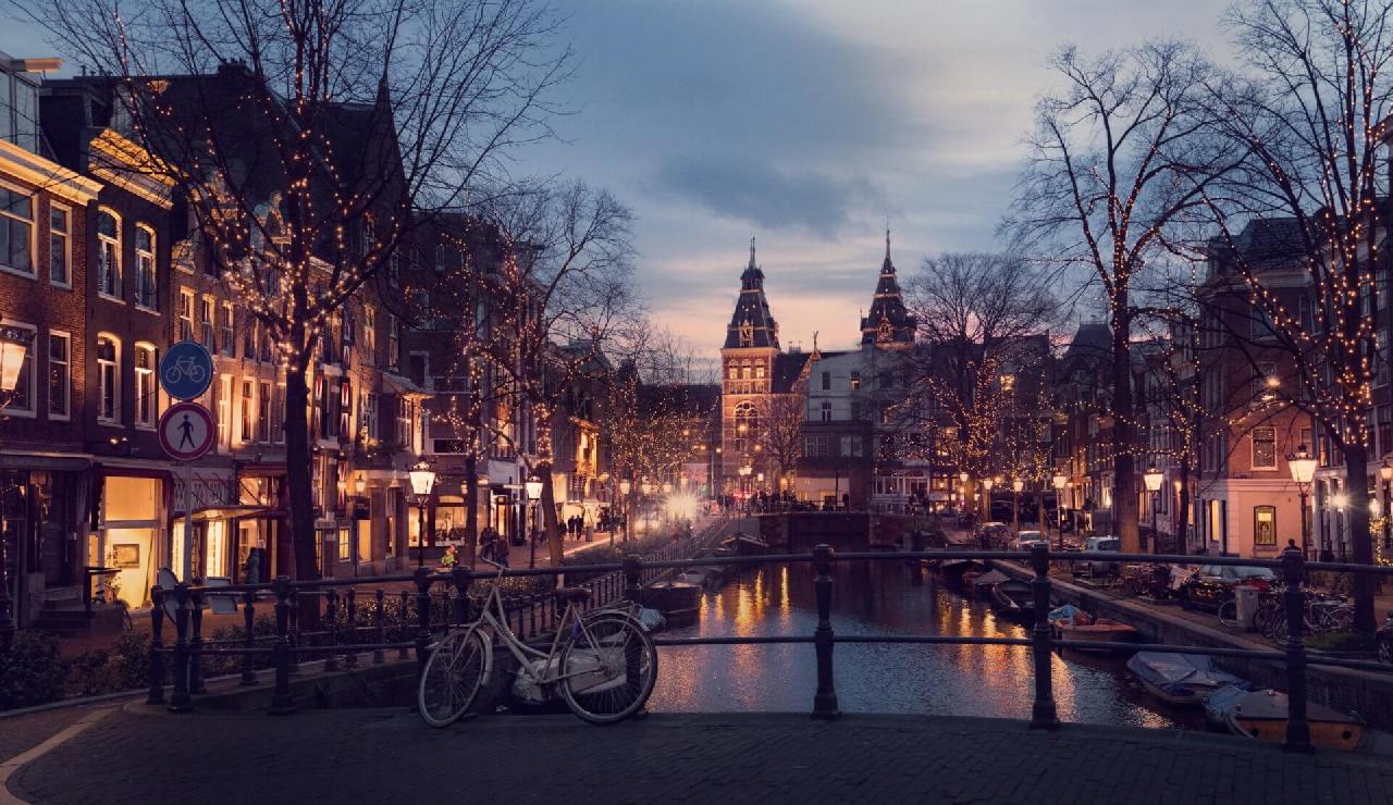 Ce trebuie sa stiti despre Amsterdam
